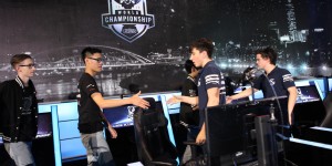 电竞行业新篇章：退役选手转型教练与解说台 续写电竞精神